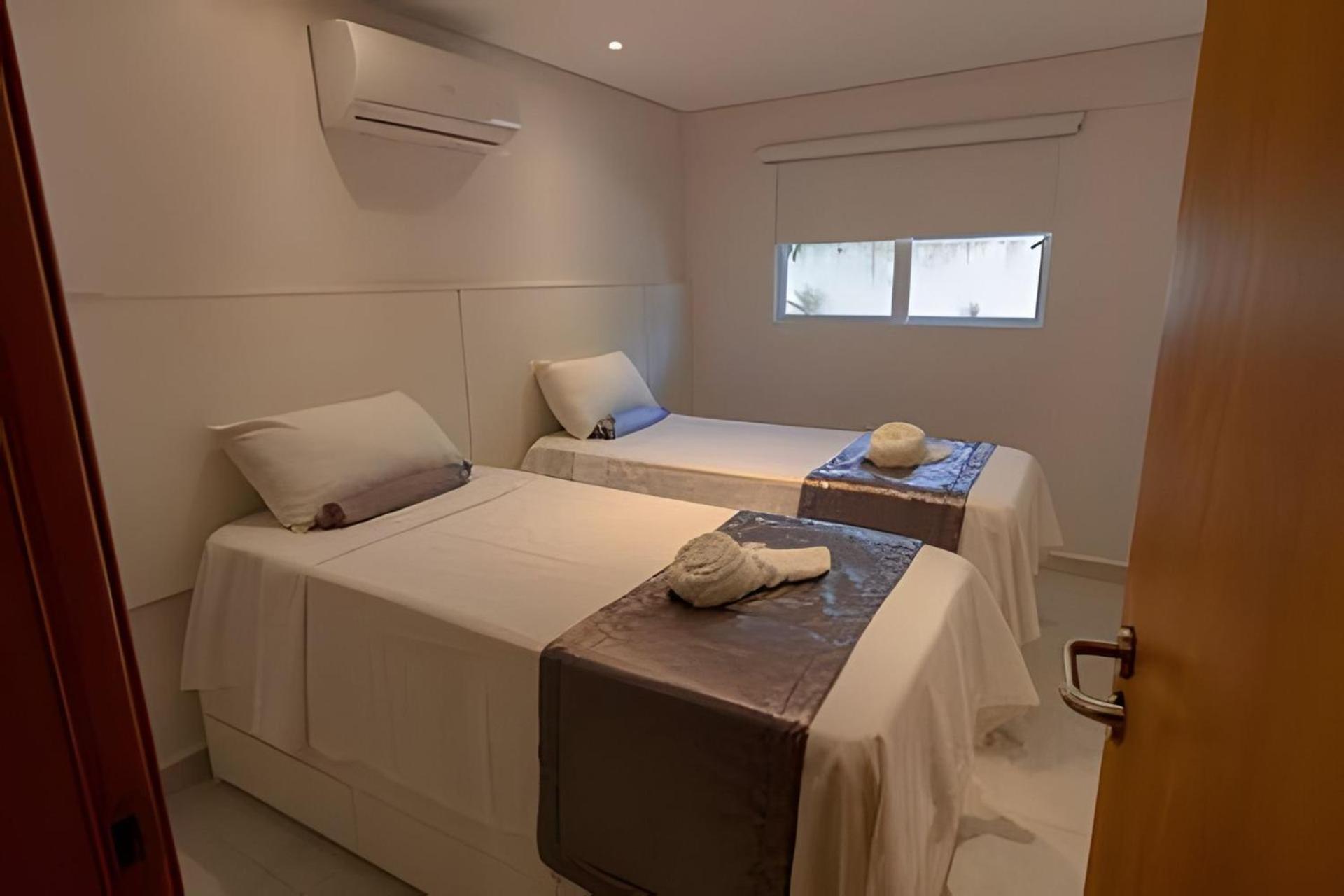 Com 2 Quartos A 50 Metros Da Apartment
